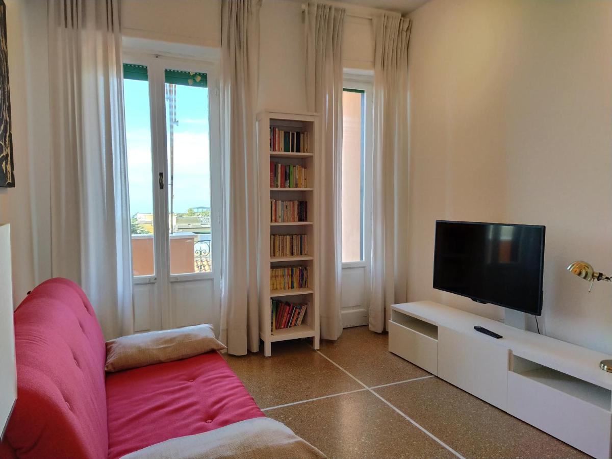 Апартаменты Bianca House Sea View Леванто Экстерьер фото